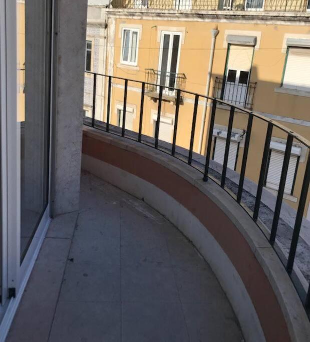 Cosy 2 Bedrooms Apartment In Arroios - Ssl 3A Lisboa Exteriör bild